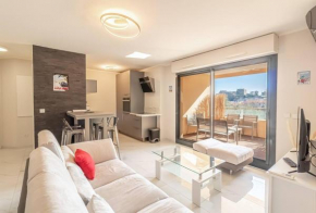 Beautiful Apartment With Pool Near Monaco
